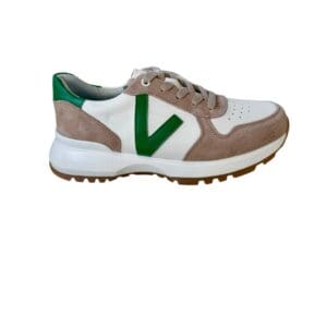 Vivian Sneakers